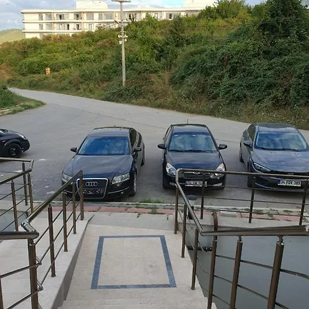 Karsiyaka Apart Apartament Çınarcık