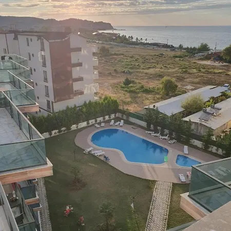 Karsiyaka Apart Apartament